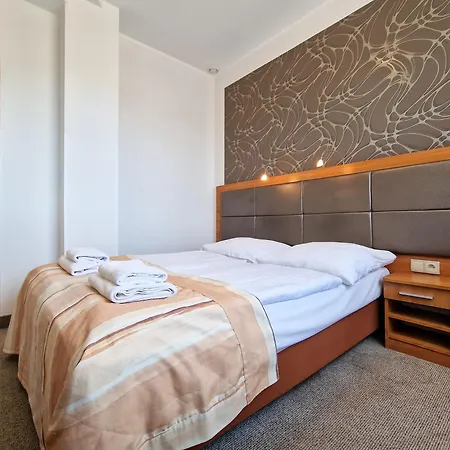 Ara - Dancing Club Restauracja Ara Hotel 2*