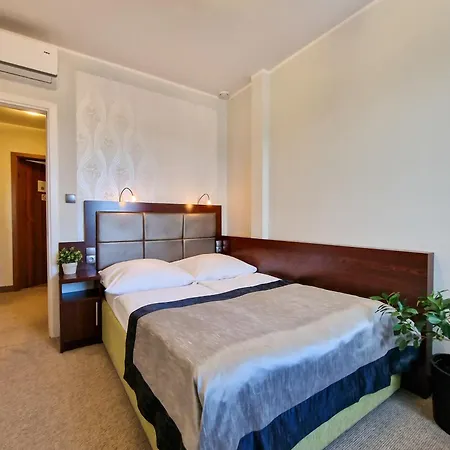 Ara - Dancing Club Restauracja Ara Hotel Jastrzębia Góra