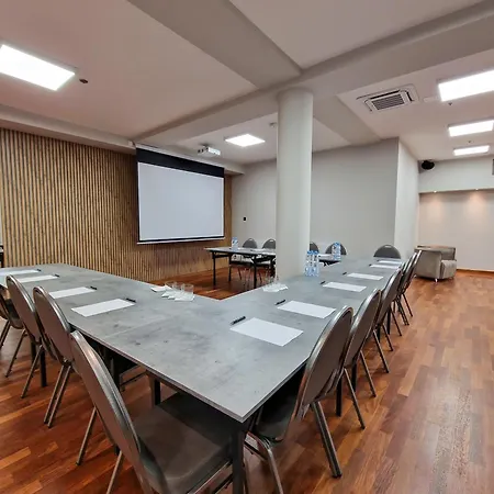 Ara - Dancing Club Restauracja Ara 2*