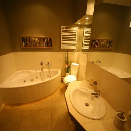 Ara - Dancing Club Restauracja Ara Ξενοδοχείο 2*