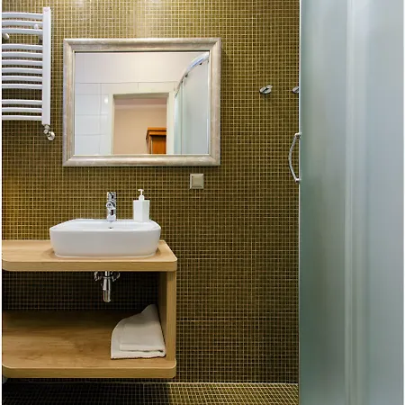 Ara - Dancing Club Restauracja Ara Hotel 2*