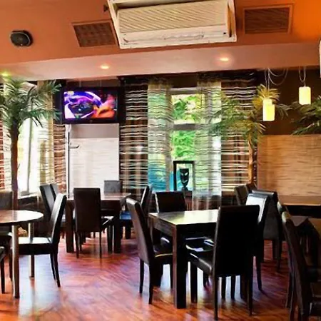 Ara - Dancing Club Restauracja Kameralne Ara