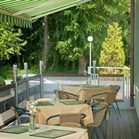 Ara - Dancing Club Restauracja Ara 2*