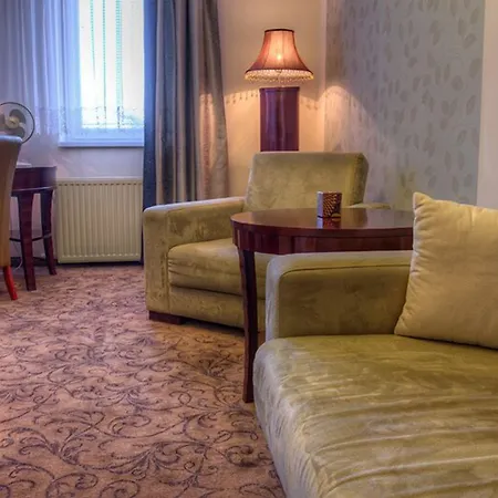 Ara - Dancing Club Restauracja Kameralne Ara Jastrzębia Góra