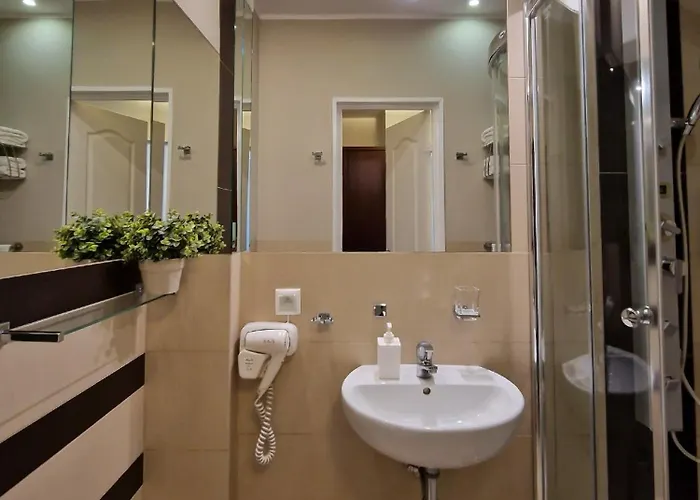 Ara - Dancing Club Restauracja Ara 2*