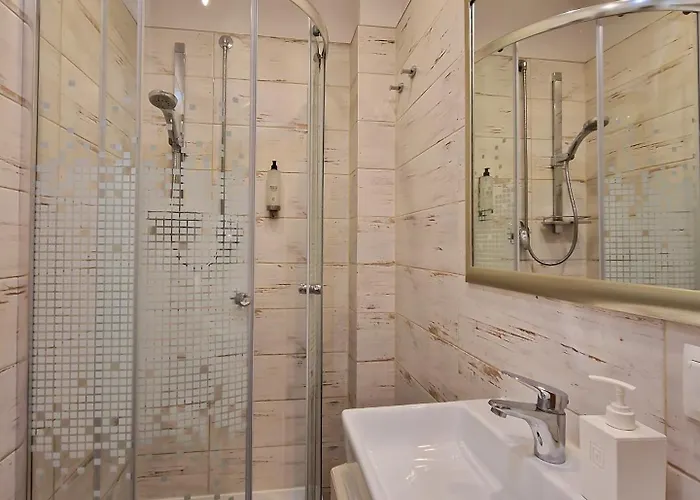 酒店 Ara - Dancing Club Restauracja Ara Jastrzębia Góra