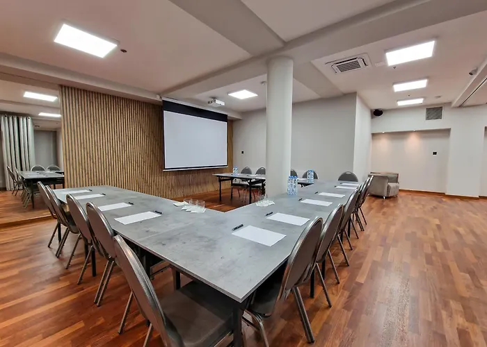 Ara - Dancing Club Restauracja Ara 2*