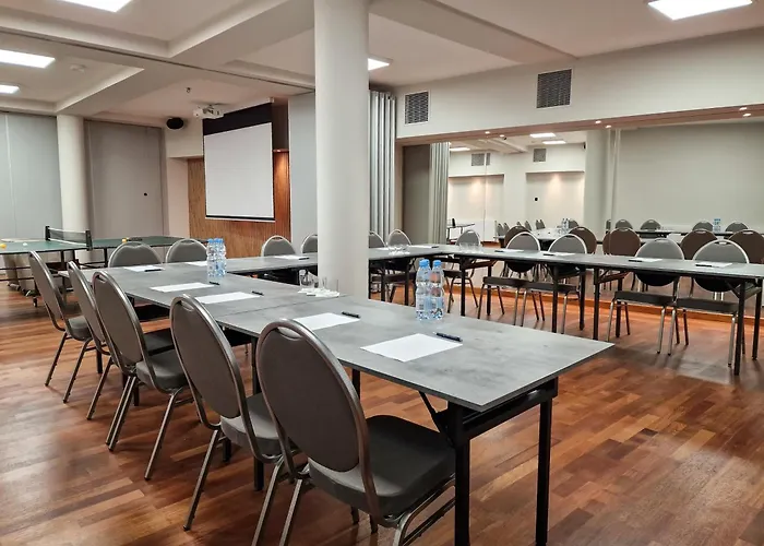 Ara - Dancing Club Restauracja Ara 酒店