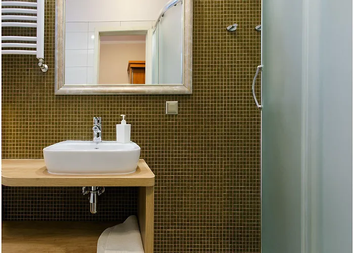 Ara - Dancing Club Restauracja Ara 酒店 2*