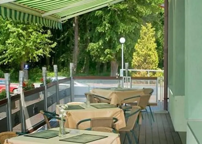 Ara - Dancing Club Restauracja Ara 2*