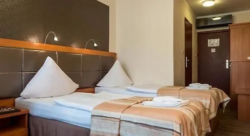 Ara - Dancing Club Restauracja Ara 酒店